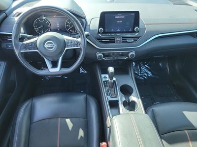 2022 Nissan Altima 2.5 SR