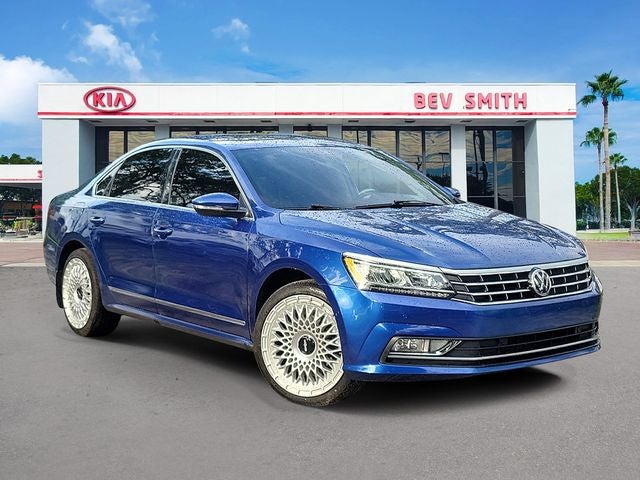 2017 Volkswagen Passat SEL Premium