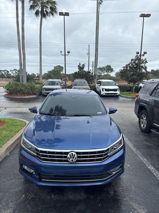 2017 Volkswagen Passat SEL Premium