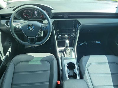 2022 Volkswagen Passat 2.0T SE