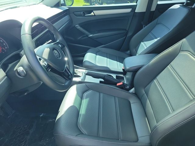 2022 Volkswagen Passat 2.0T SE