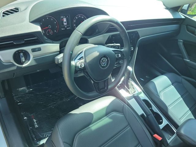 2022 Volkswagen Passat 2.0T SE