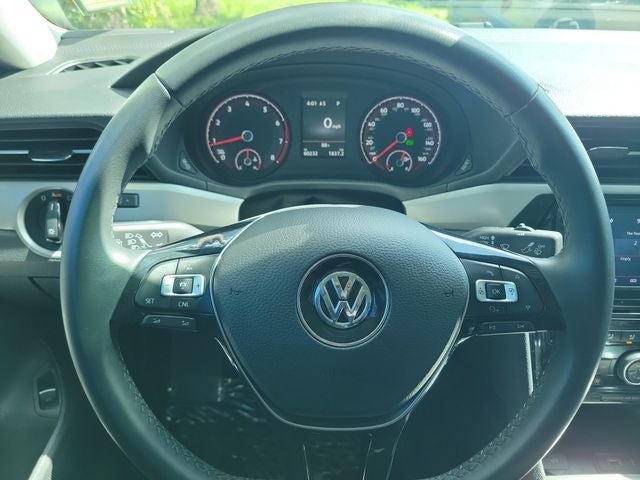 2022 Volkswagen Passat 2.0T SE