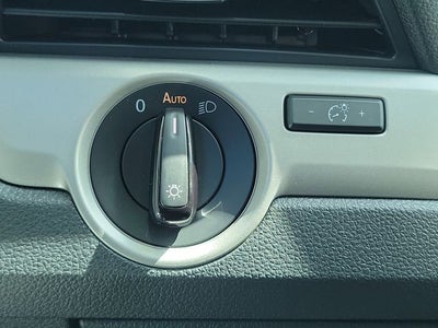 2022 Volkswagen Passat 2.0T SE