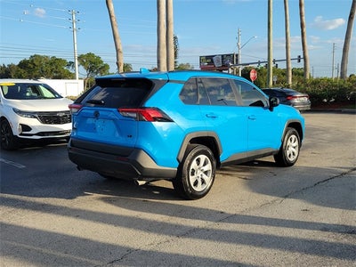 2021 Toyota RAV4 LE