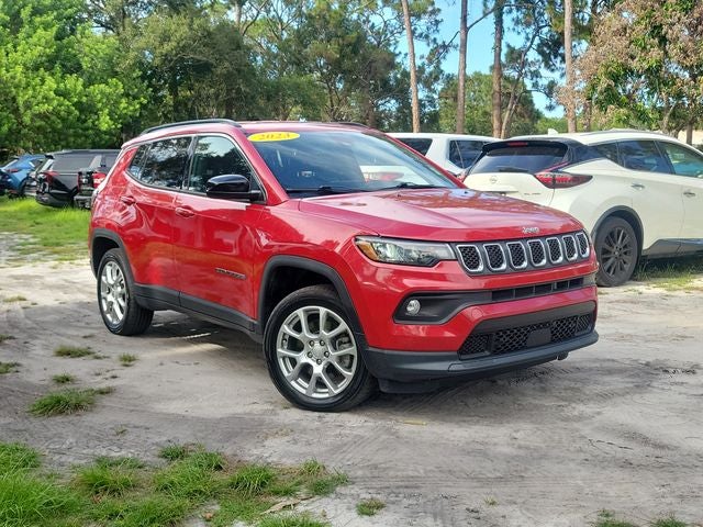 2023 Jeep Compass Latitude Lux
