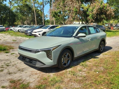 2025 Kia K4 LXS