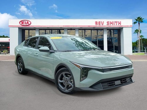 2025 Kia K4 LXS