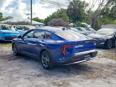 2025 Kia K4 LXS