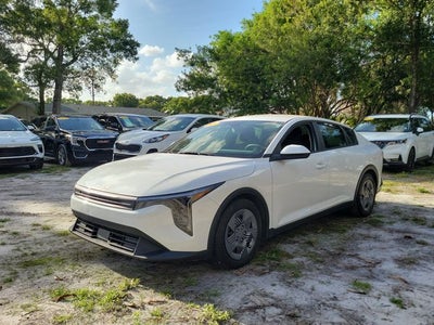 2025 Kia K4 LX