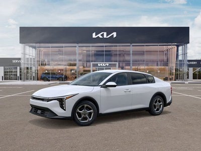 2026 Kia K4 LXS