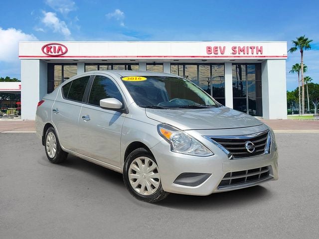 2016 Nissan Versa 1.6 SV CVT's photo