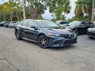 2021 Toyota Camry SE