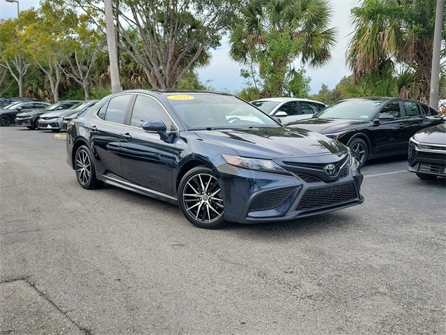 2021 Toyota Camry SE