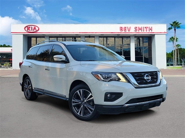 2020 Nissan Pathfinder Platinum