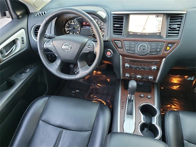 2020 Nissan Pathfinder Platinum