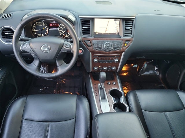 2020 Nissan Pathfinder Platinum