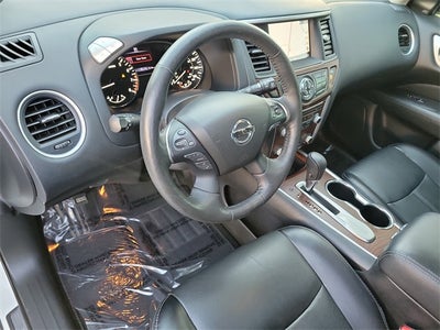 2020 Nissan Pathfinder Platinum