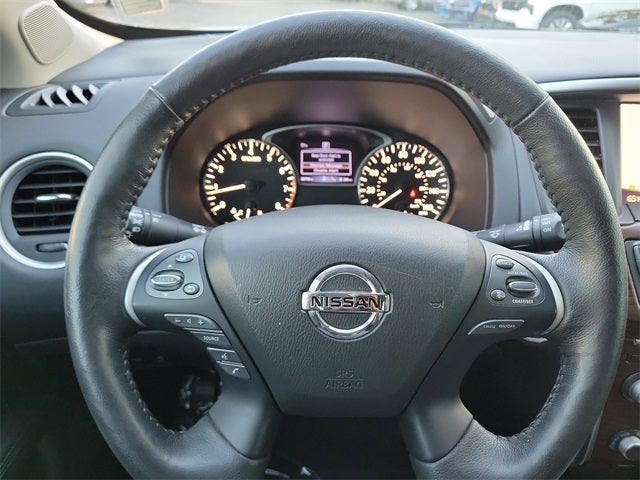 2020 Nissan Pathfinder Platinum