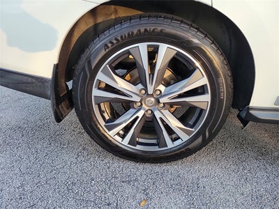 2020 Nissan Pathfinder Platinum