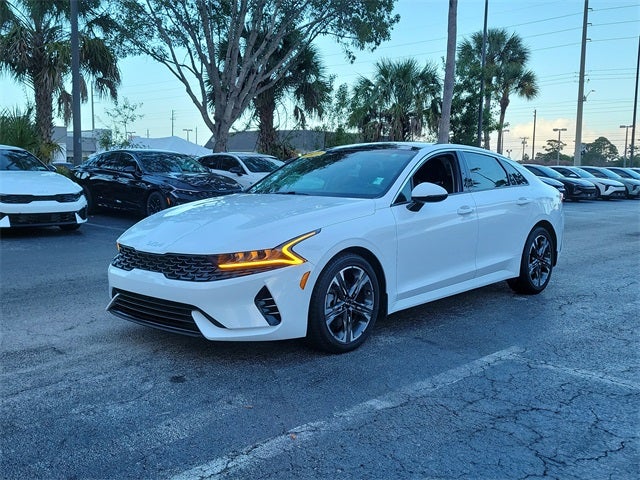 2022 Kia K5 EX