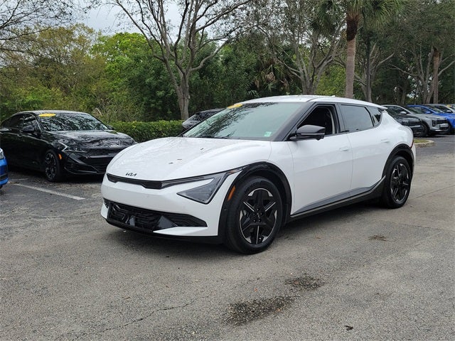 Used 2025 Kia EV6 Wind with VIN 5XYC34JA0SG003643 for sale in Fort Pierce, FL