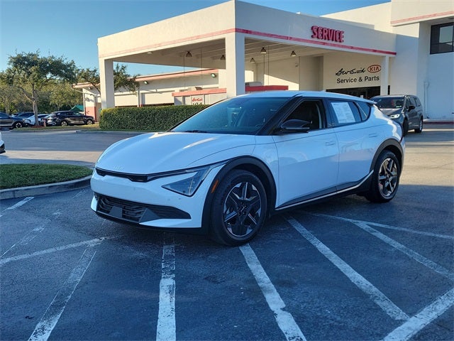 Used 2025 Kia EV6 Light L/R with VIN 5XYC34JAXSG002371 for sale in Fort Pierce, FL