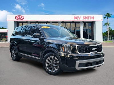 2023 Kia Telluride LX