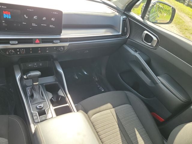 2024 Kia Sorento LX