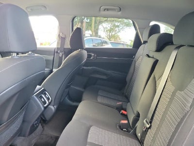 2025 Kia Sorento LX