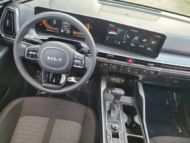 2025 Kia Sorento LX