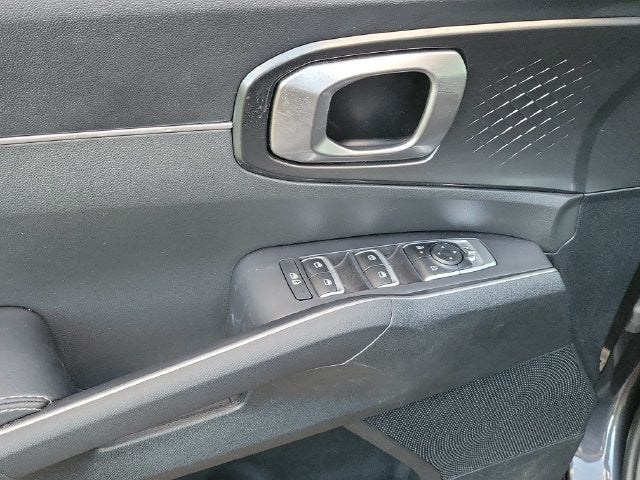 2025 Kia Sorento LX