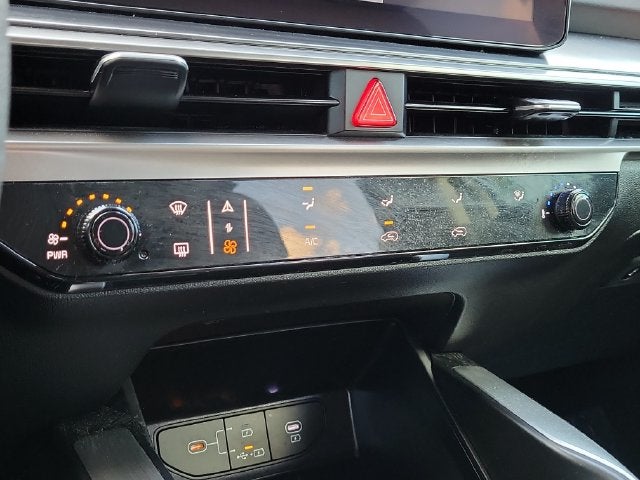 2025 Kia Sorento LX