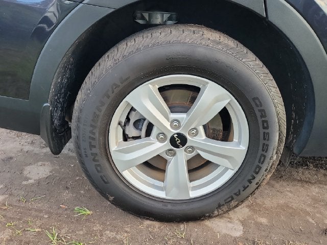 2025 Kia Sorento LX