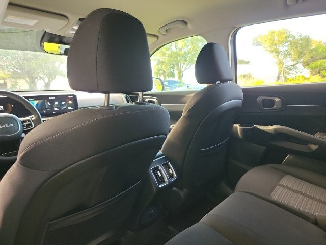 2024 Kia Sorento LX