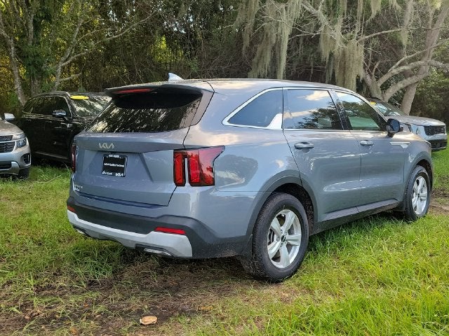 2024 Kia Sorento LX