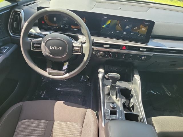 2024 Kia Sorento LX