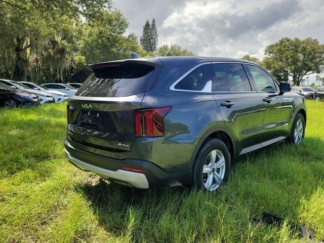 2024 Kia Sorento LX