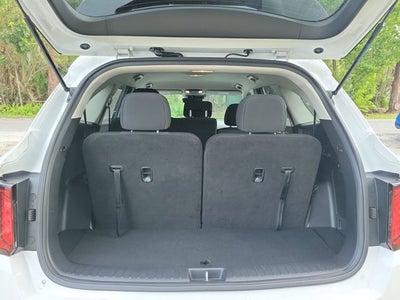 2025 Kia Sorento LX