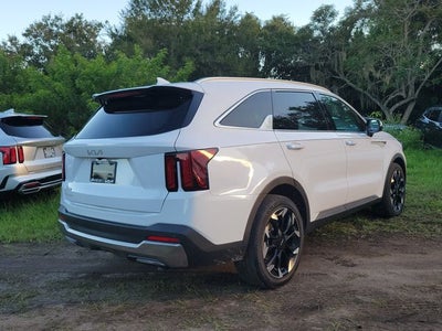 2025 Kia Sorento EX
