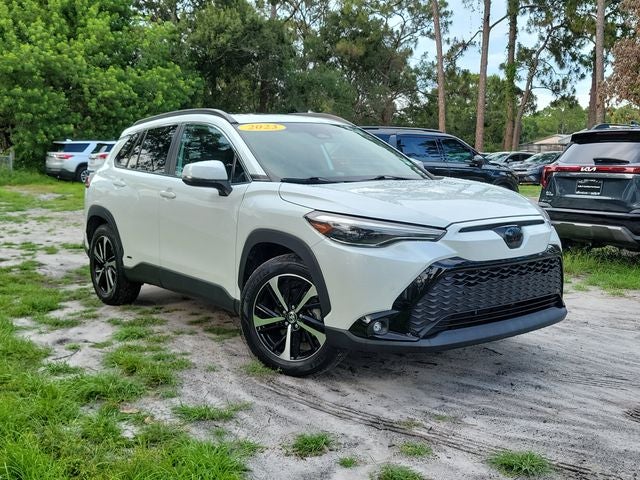 2023 Toyota Corolla Cross Hybrid XSE