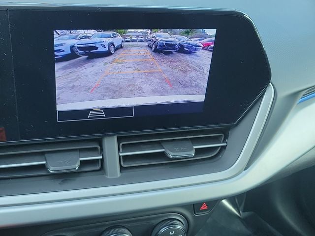 2025 Chevrolet Trax LS