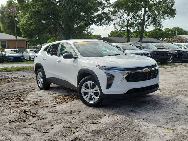 2025 Chevrolet Trax LS