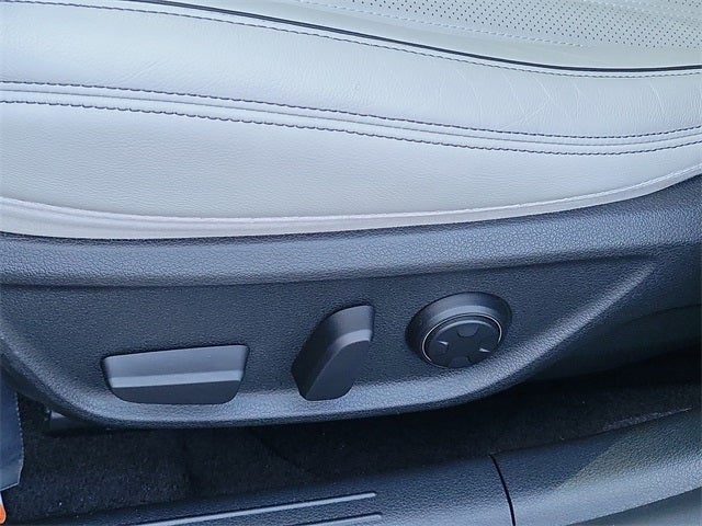 2023 Genesis G70 3.3T