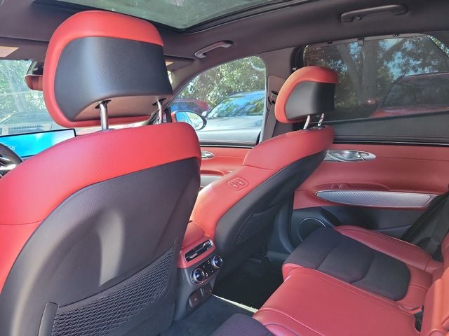2023 Genesis GV70 2.5T
