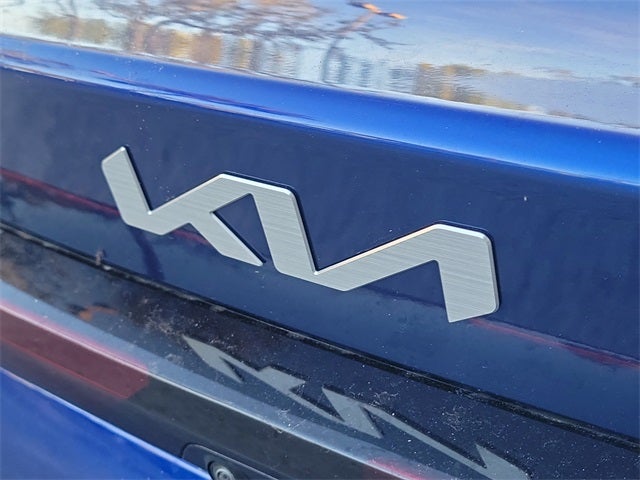 2025 Kia K5 EX