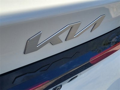 2025 Kia K5 EX