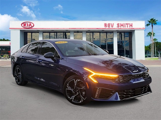 2025 Kia K5 GT-Line