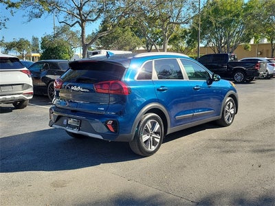 2022 Kia Niro LXS