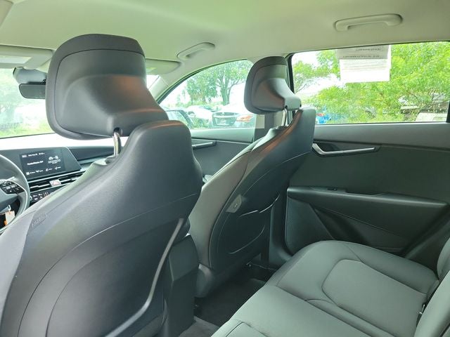 2025 Kia Niro LX